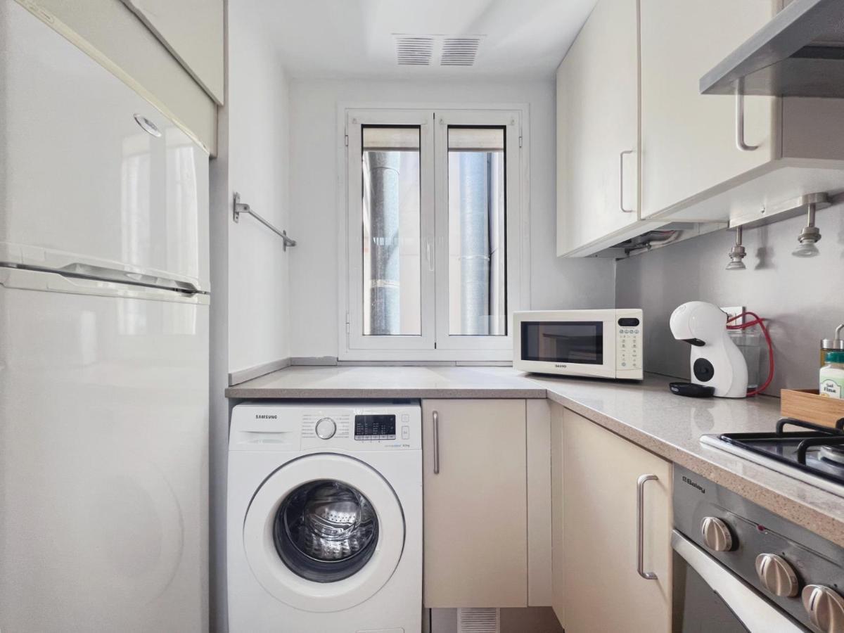 ברצלונה Stay U-Nique Apartments Urquinaona II מראה חיצוני תמונה